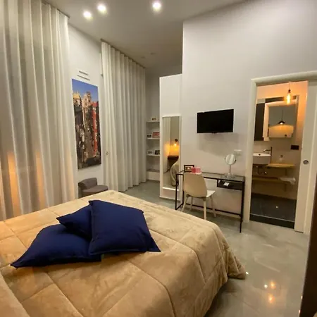 Casa Franzese 3* Neapel