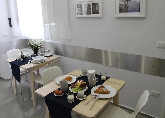 Casa Franzese فندق مبيت وإفطار نابولي